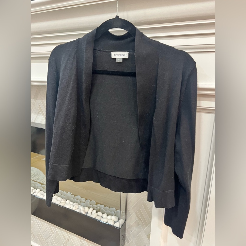 Calvin Klein Classic Black Cropped Open Front Shrug Knit Cardigan Size Large